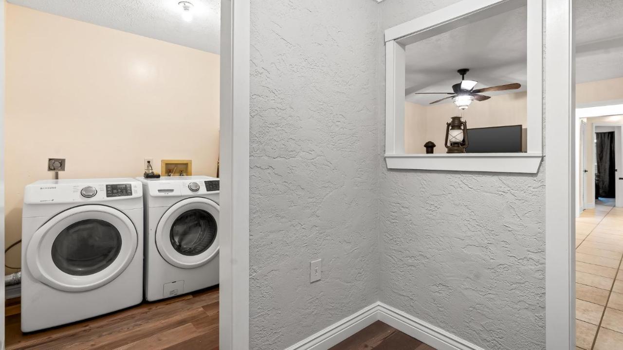 Pet Friendly Townhome With Gulf Views And Hot Tub Right Across From And Schooners Apartamento Panama City Beach